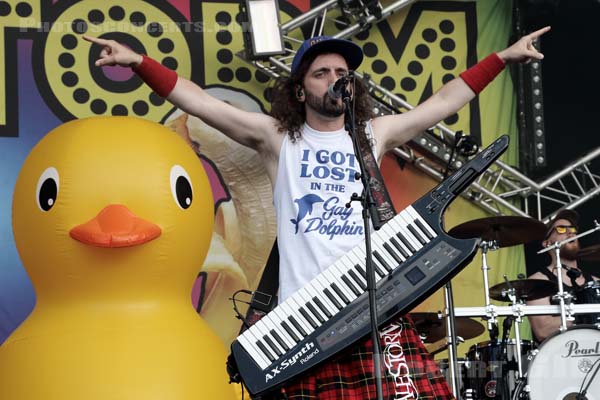 ALESTORM - 2018-06-15 - BRETIGNY-SUR-ORGE - Base Aerienne 217 - Main Stage 2 - 